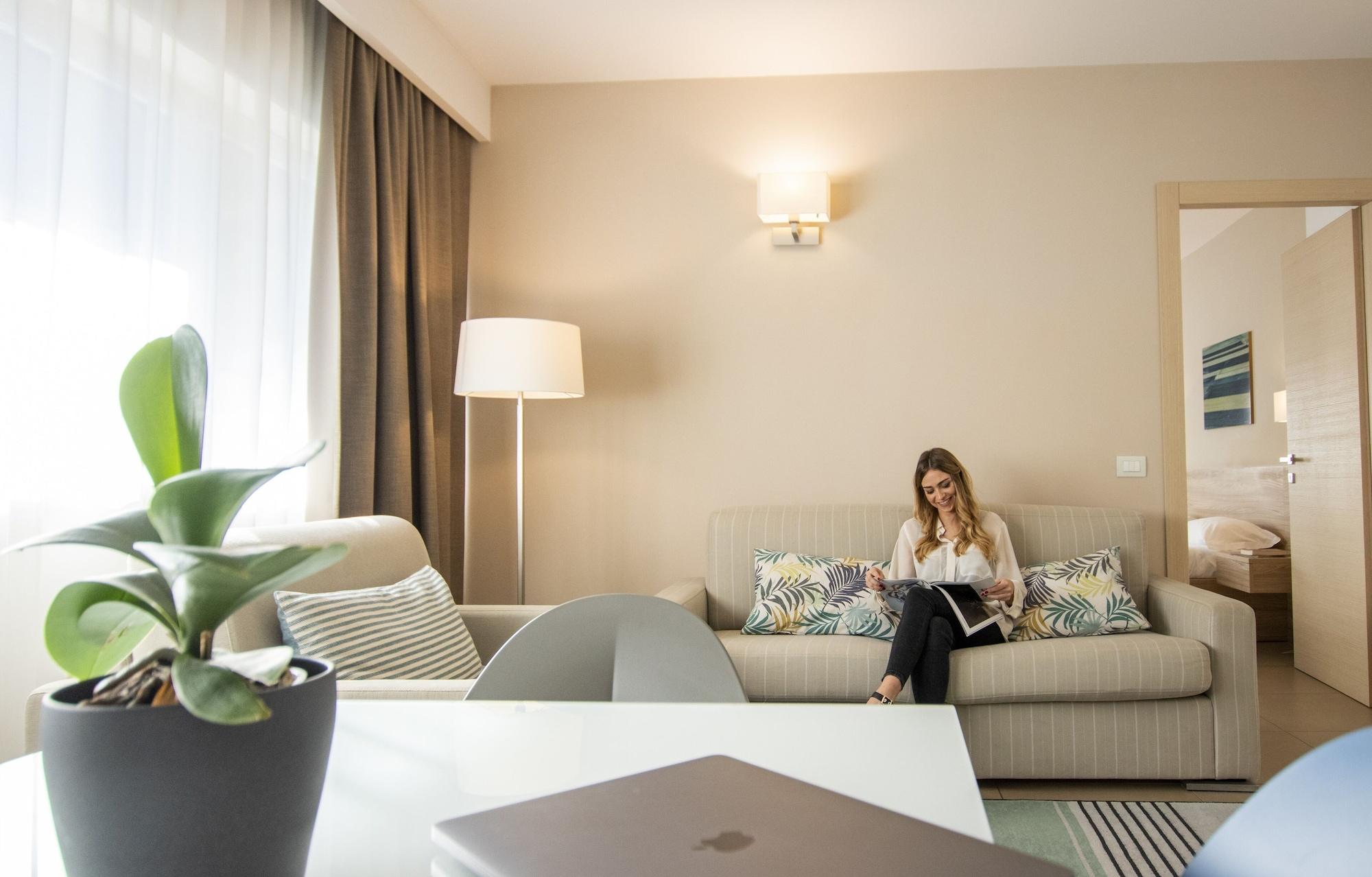 Hotel Dimorae Rooms And Suites - Apartments Civitanova Marche Exterior photo