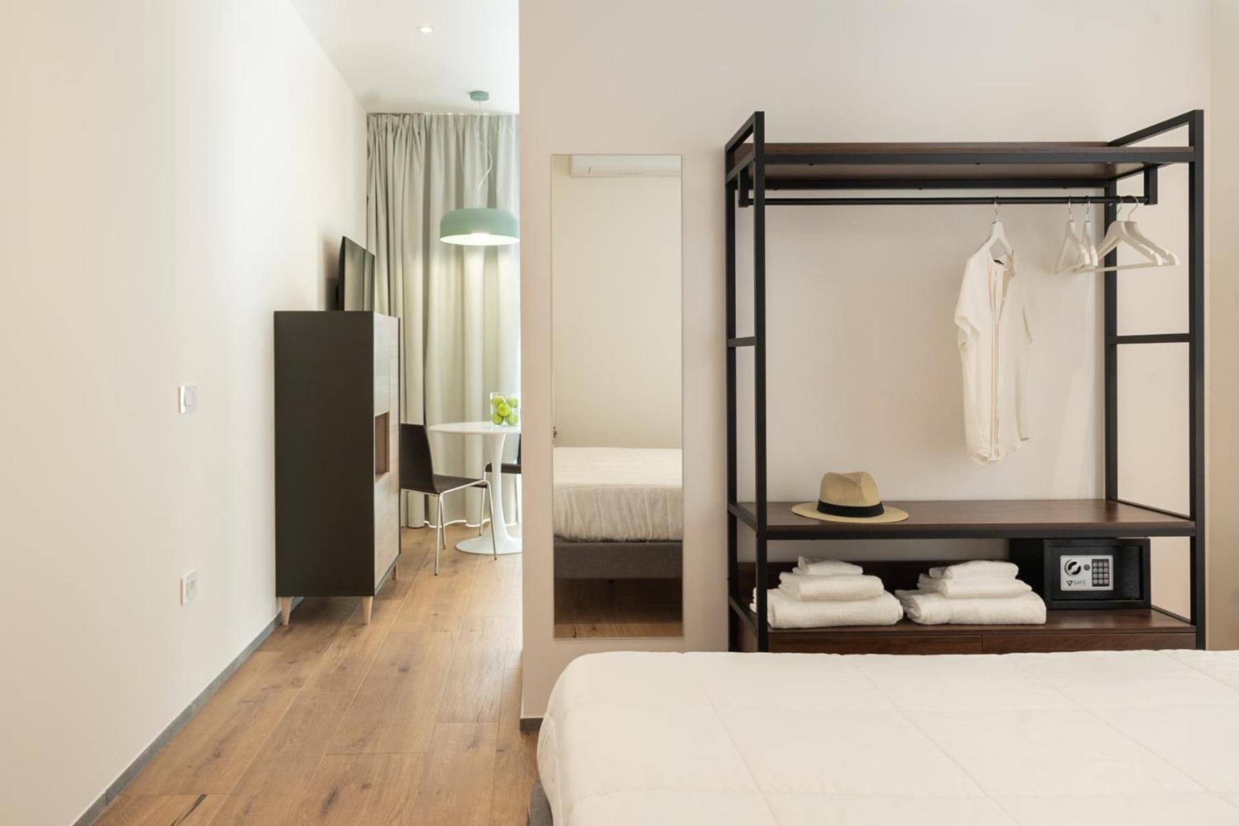 Hotel Dimorae Rooms And Suites - Apartments Civitanova Marche Exterior photo